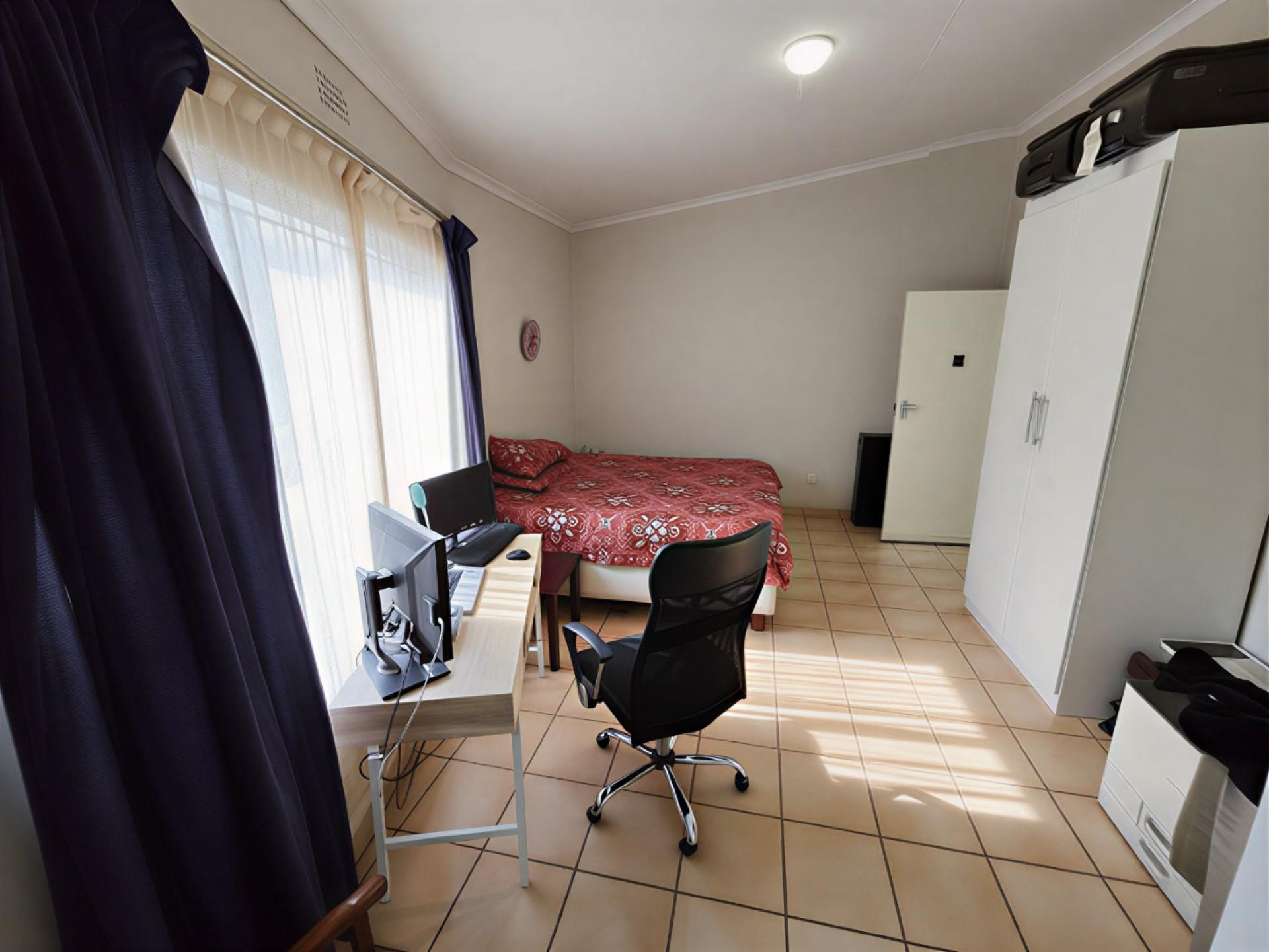  of property in Sinoville