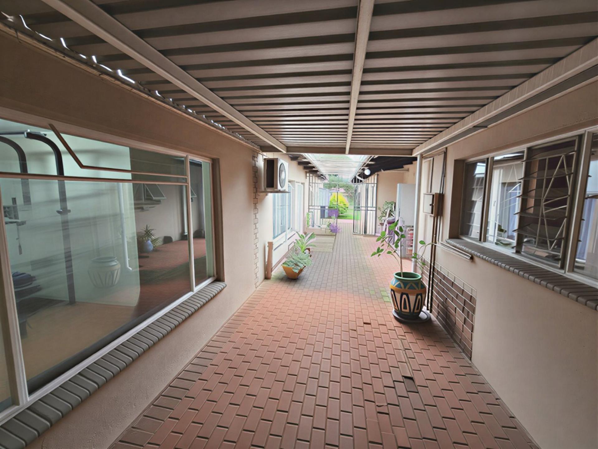  of property in Sinoville