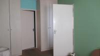 Bed Room 1 - 17 square meters of property in Klippoortje