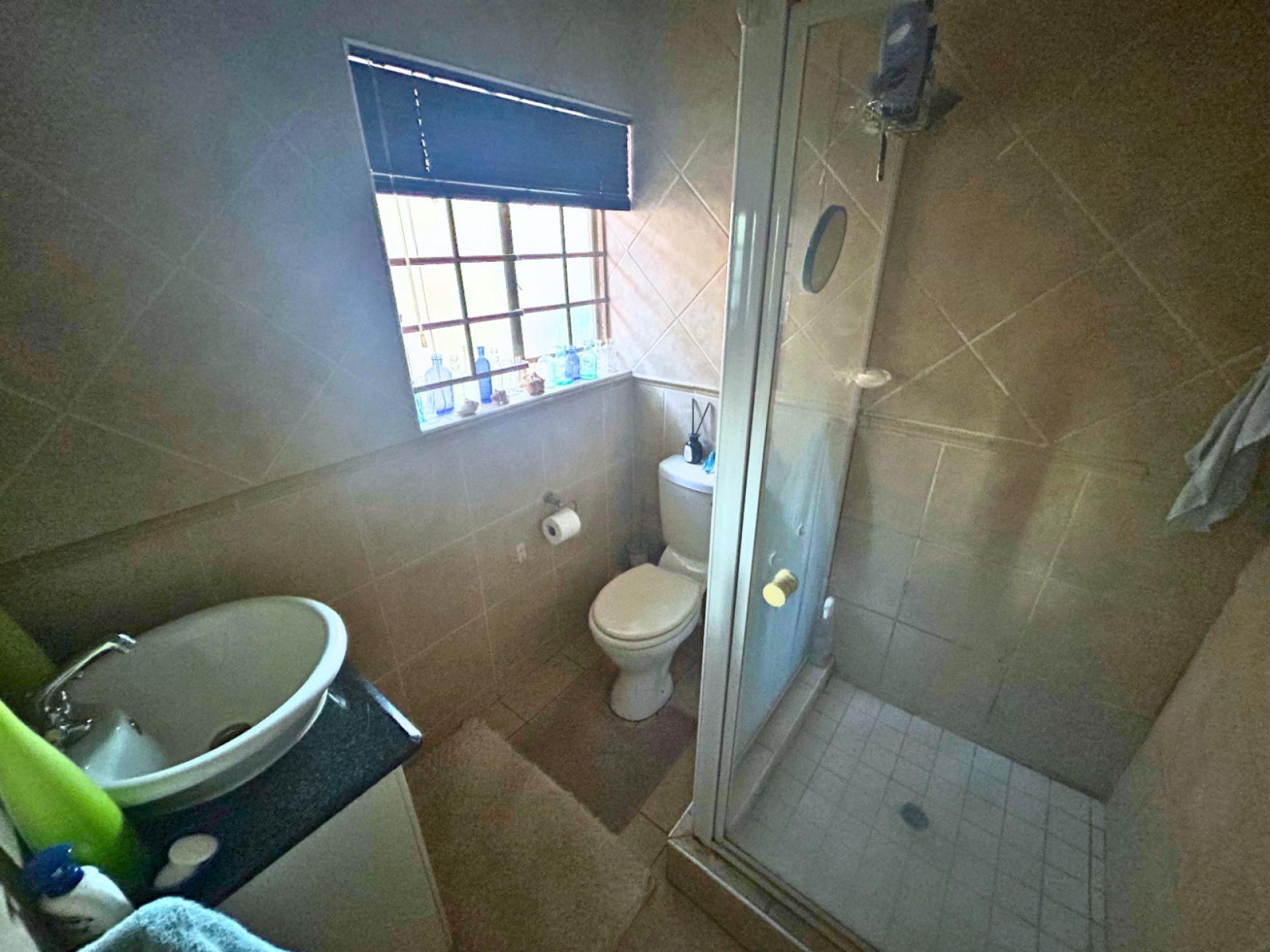  of property in Amberfield