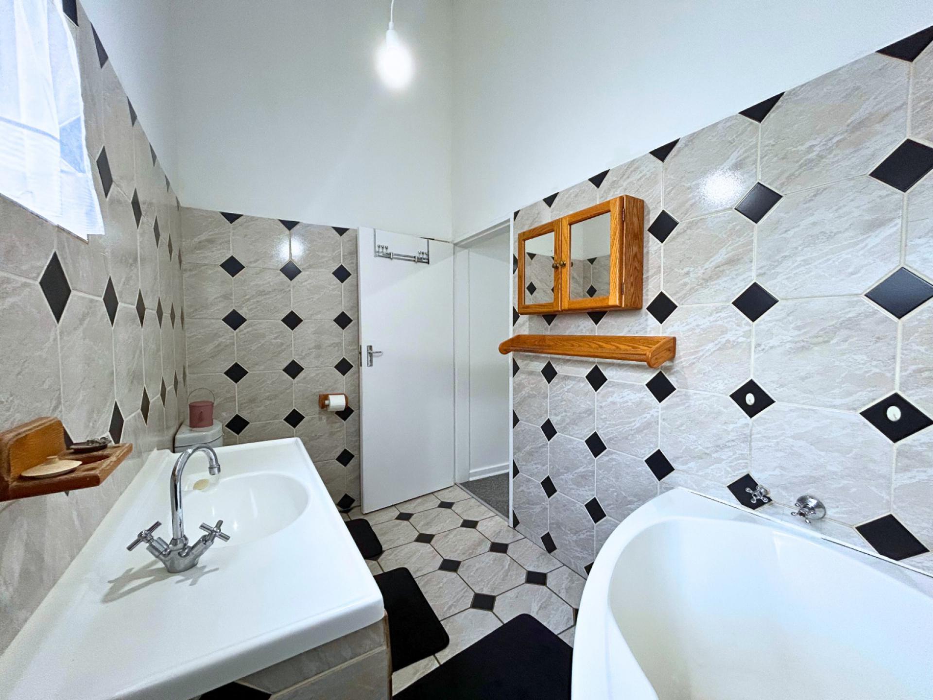  of property in Eldoraigne