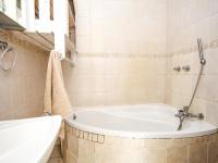  of property in Rooihuiskraal