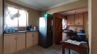 Kitchen - 10 square meters of property in Nellmapius