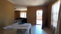 Dining Room - 14 square meters of property in Nellmapius