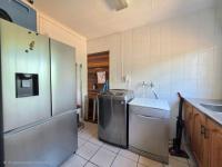  of property in Geelhoutpark