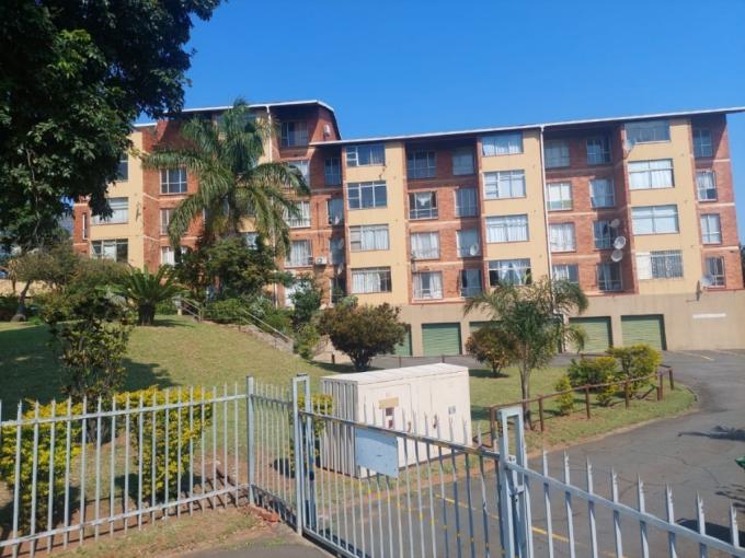 2 Bedroom Apartment for Sale For Sale in Bluff - MR711372