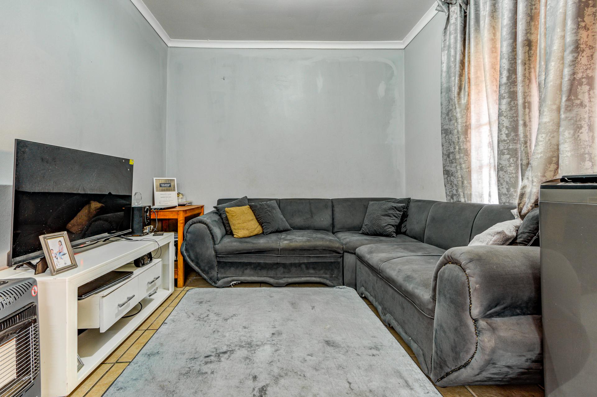  of property in Kempton Park