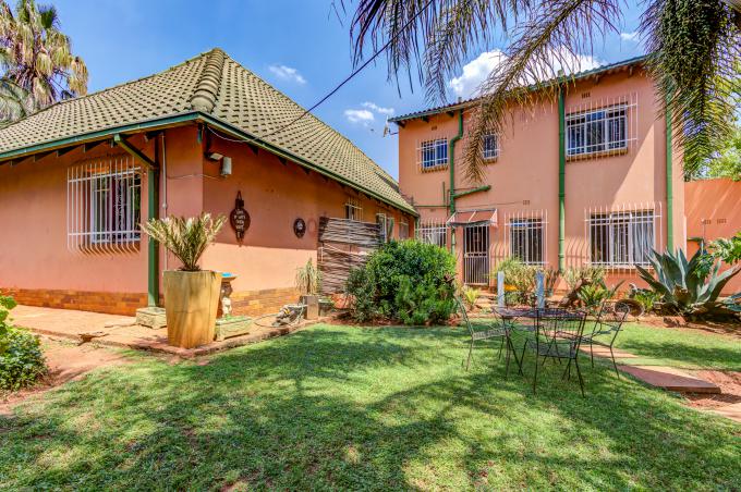 4 Bedroom House for Sale For Sale in Rhodesfield - MR711401