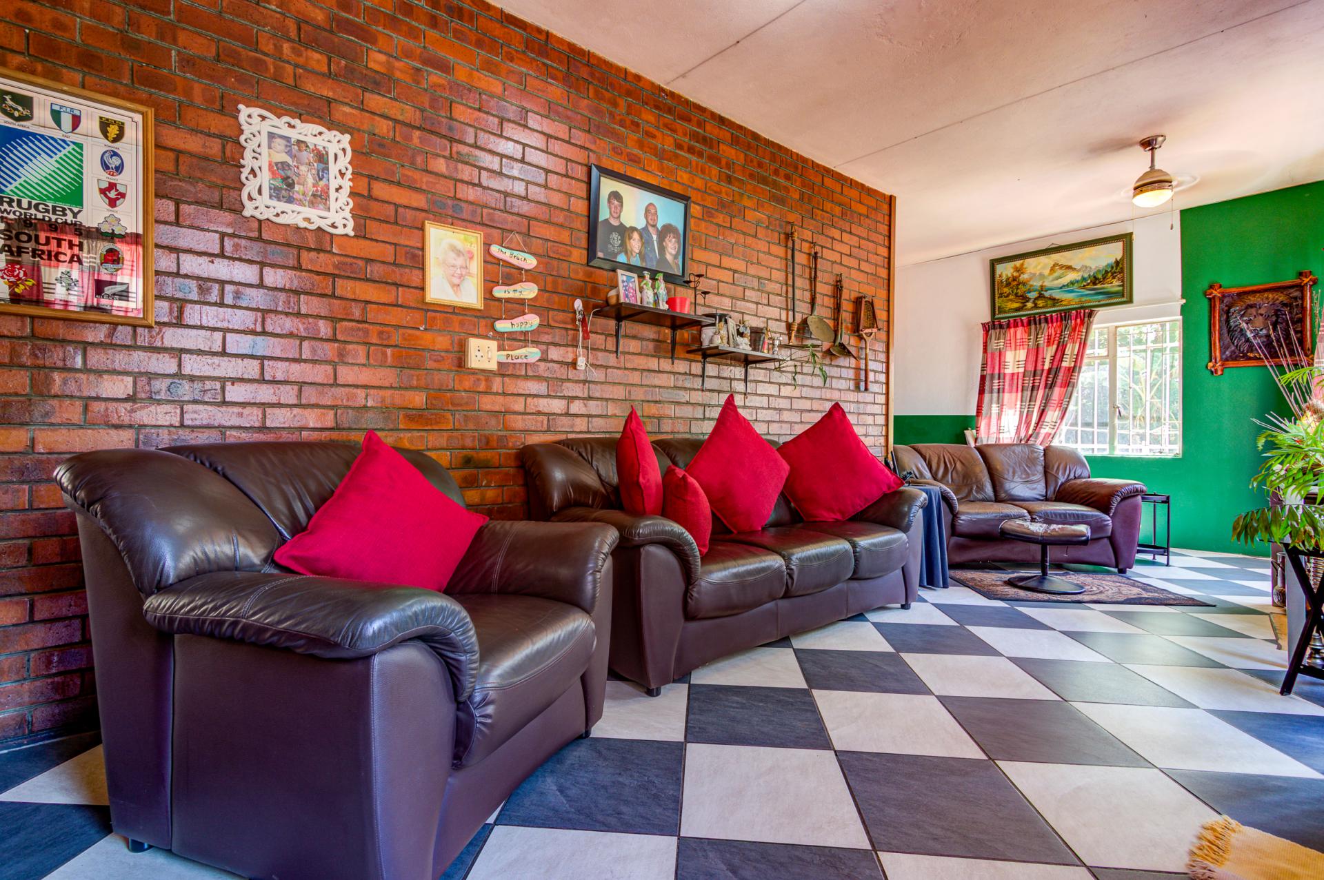  of property in Rhodesfield