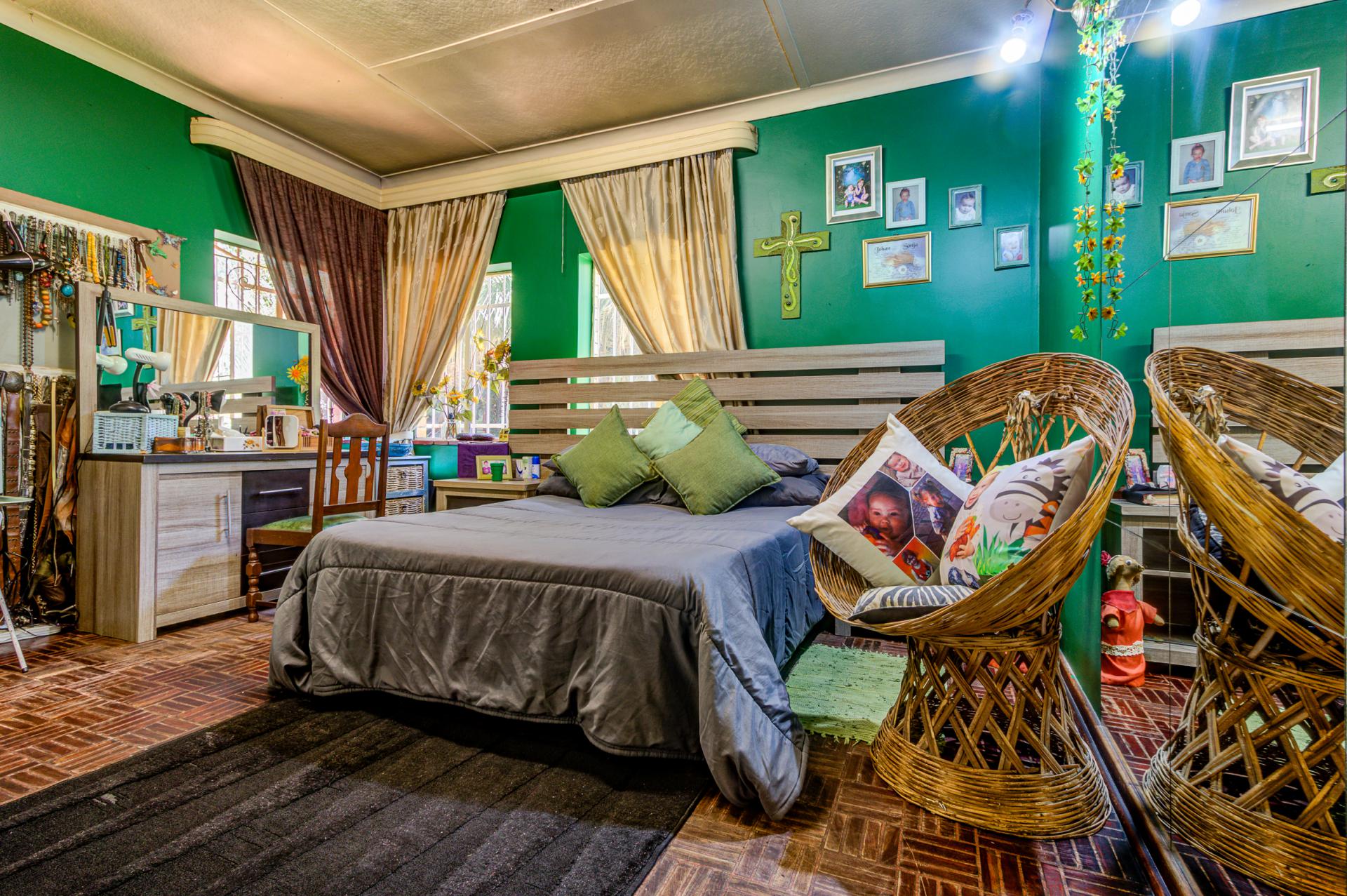  of property in Rhodesfield