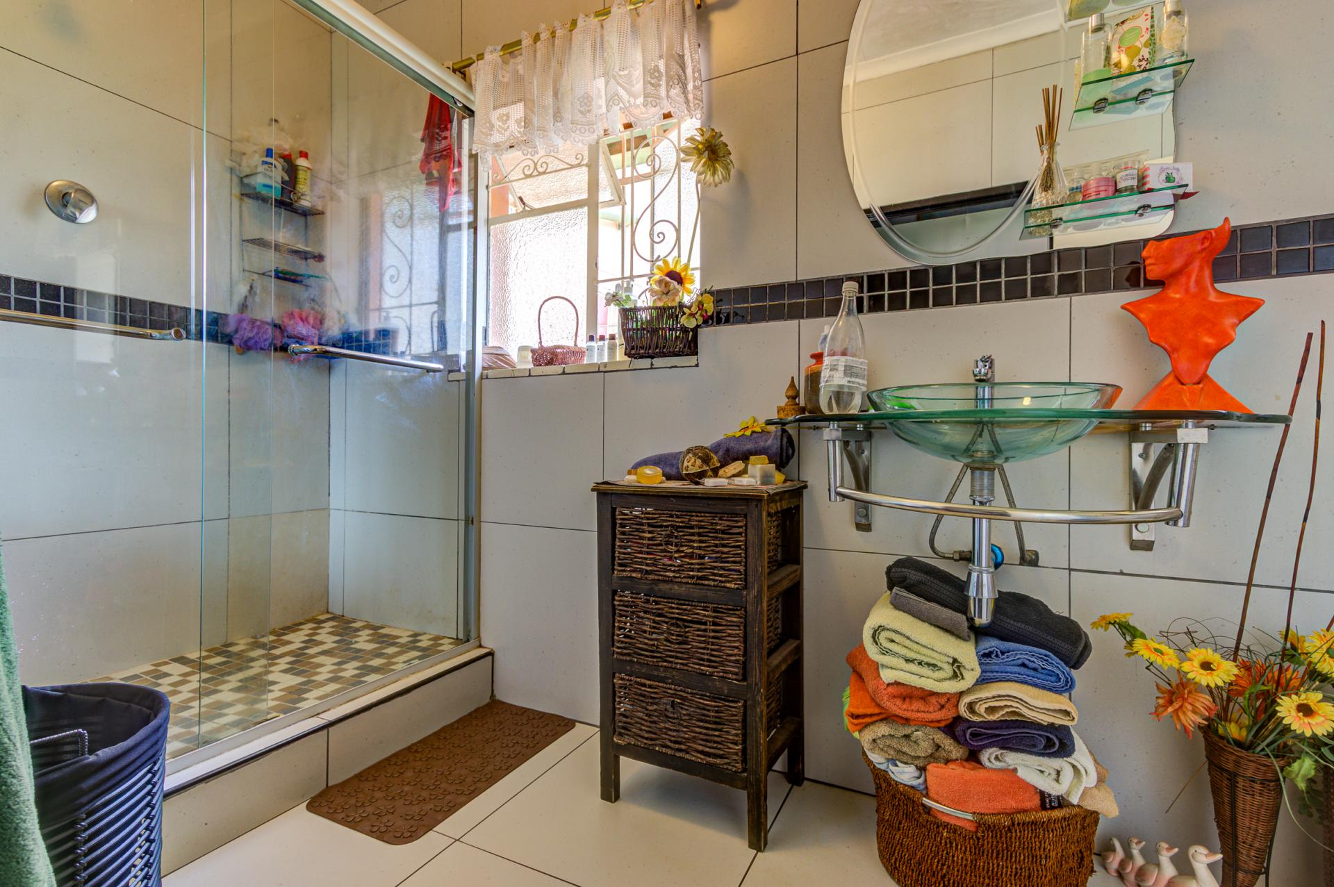  of property in Rhodesfield