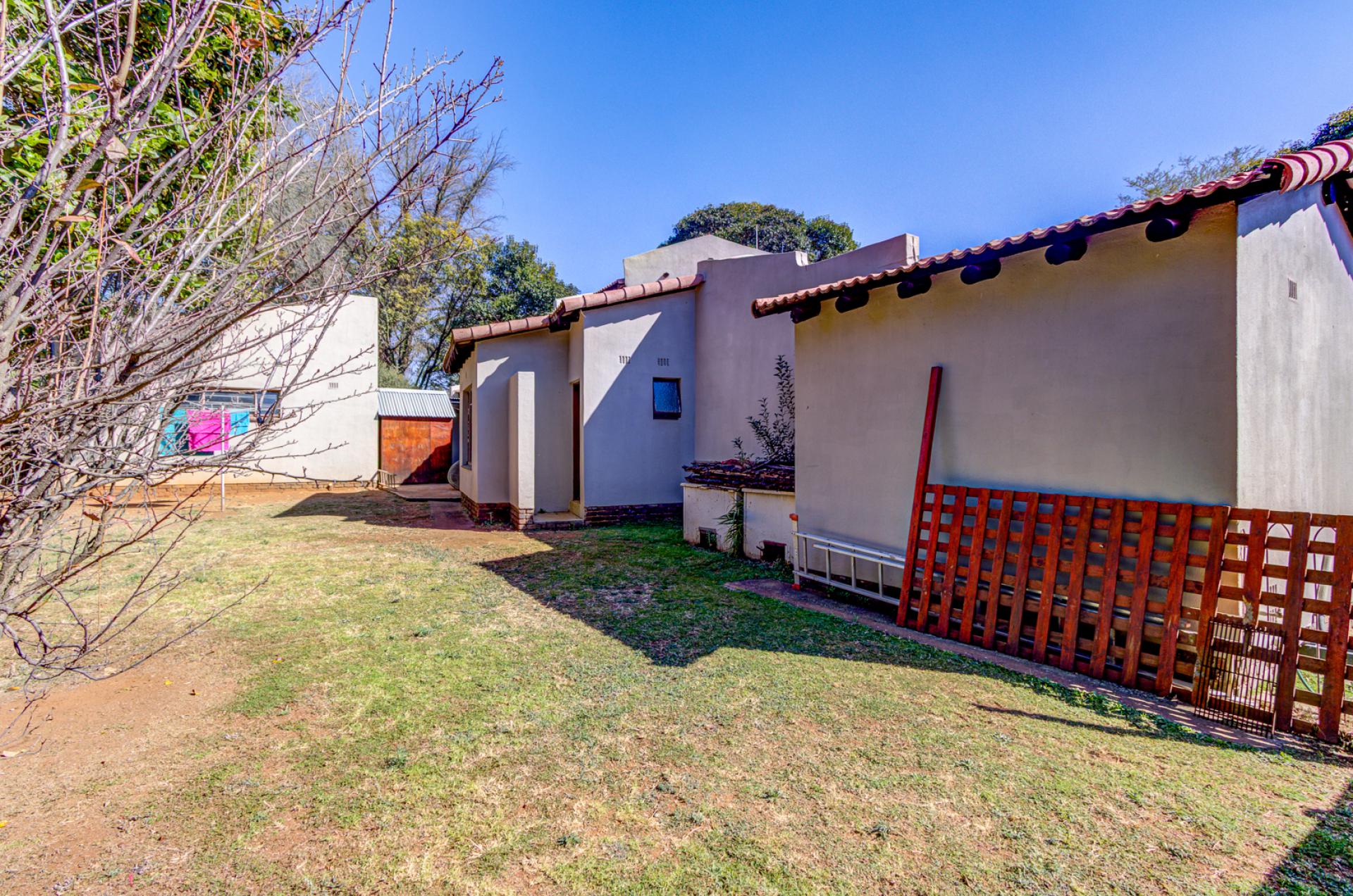  of property in Birch Acres