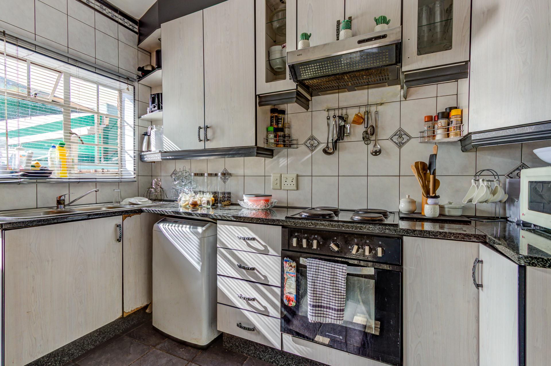  of property in Rhodesfield