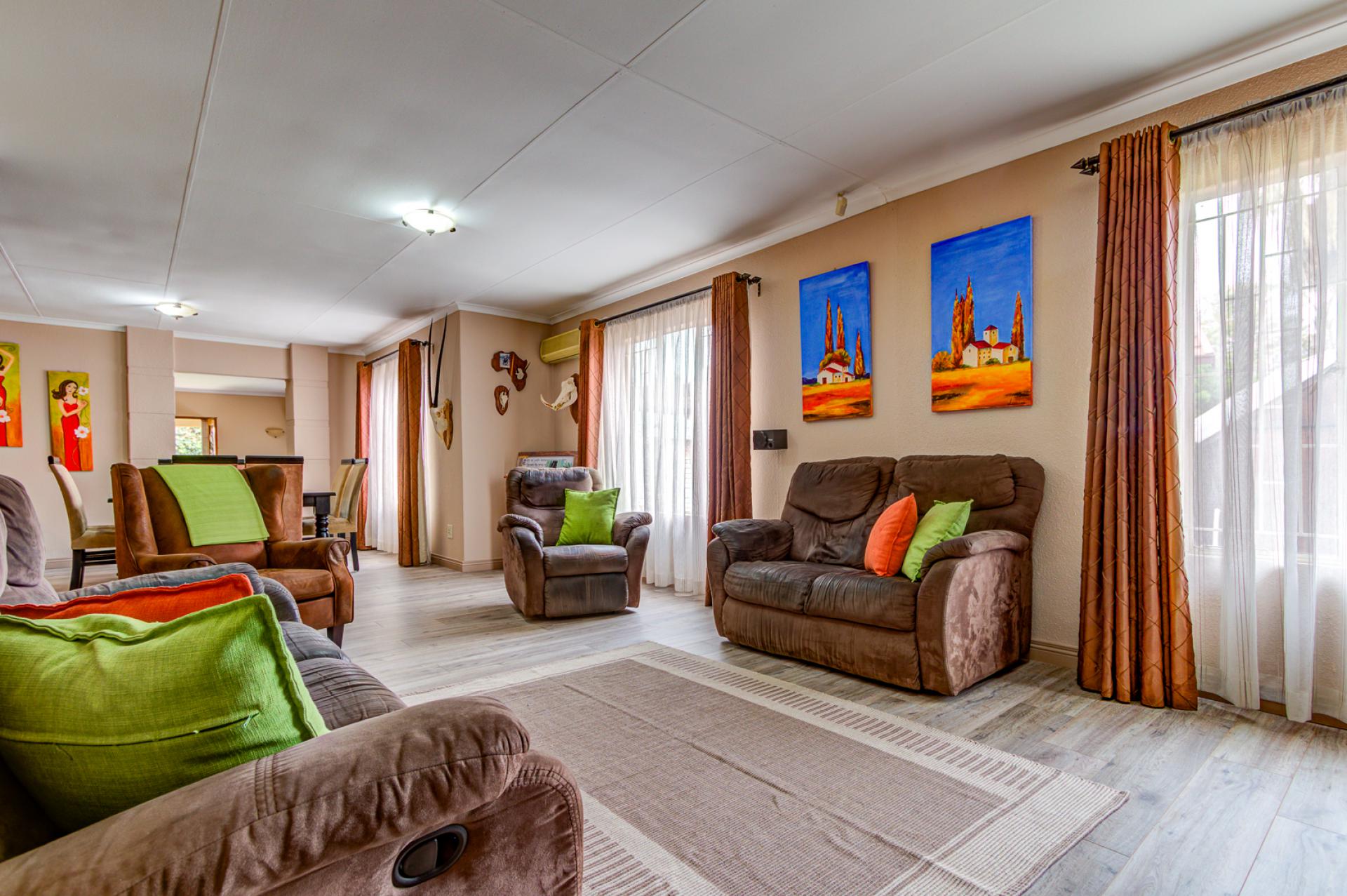  of property in Van Riebeeckpark