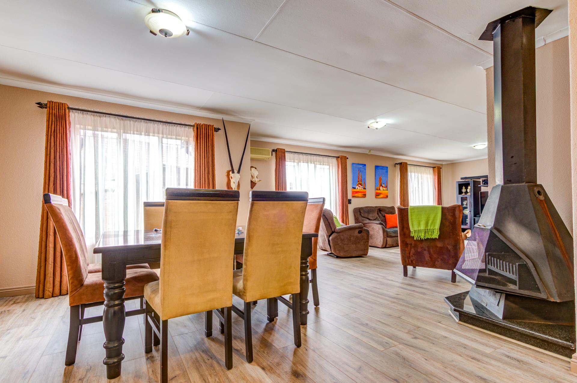  of property in Van Riebeeckpark