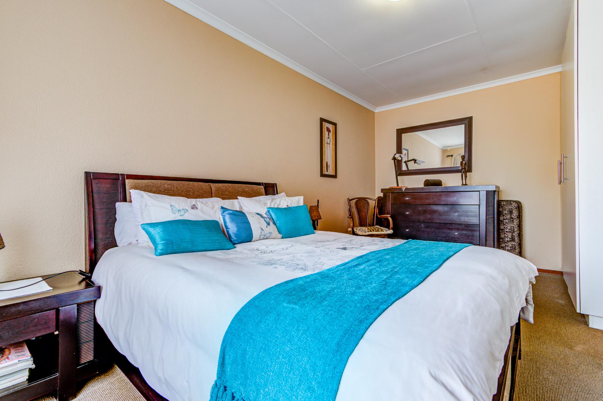  of property in Van Riebeeckpark