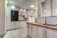  of property in Van Riebeeckpark