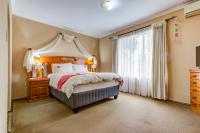  of property in Van Riebeeckpark