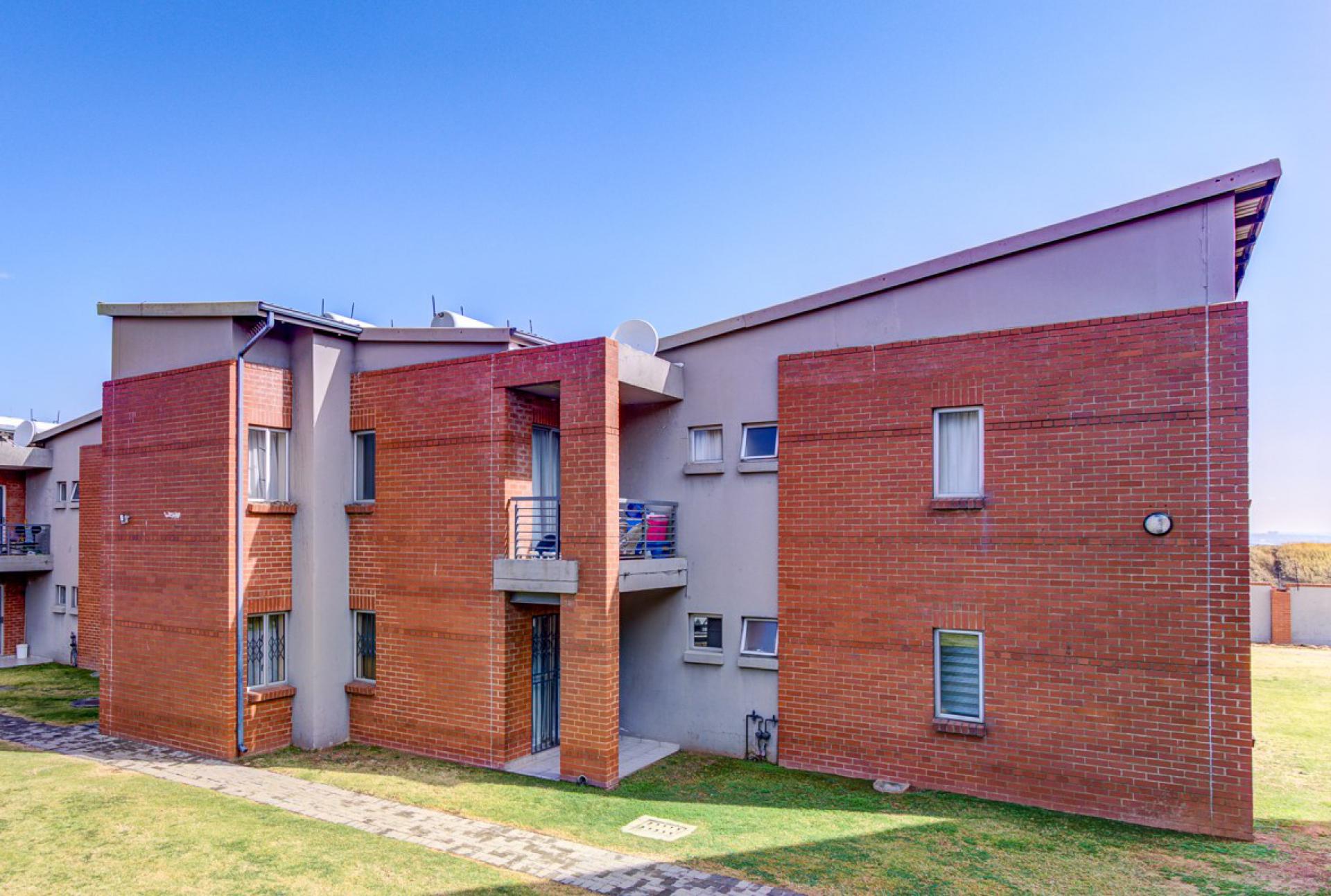  of property in Esther Park