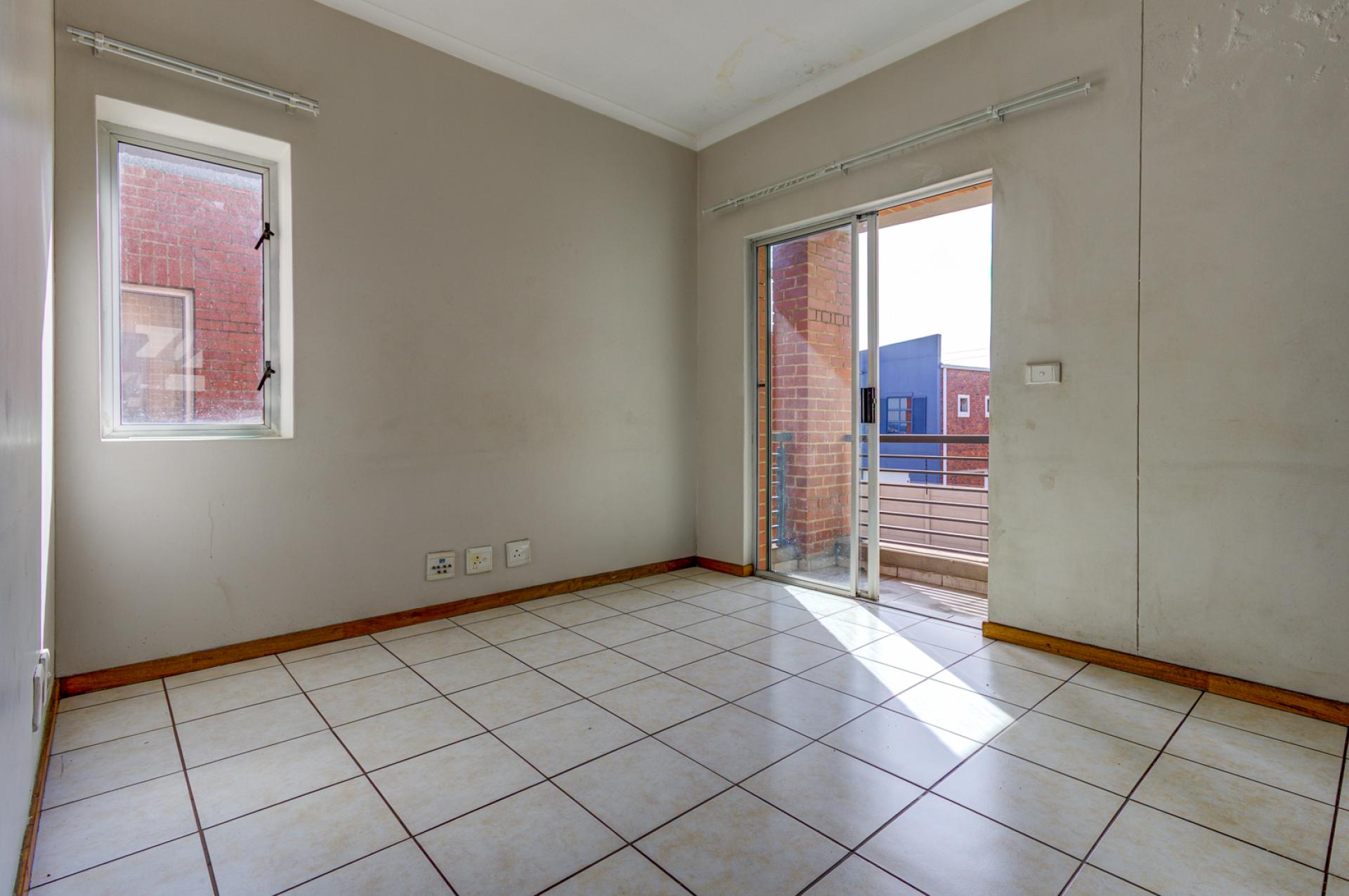  of property in Esther Park