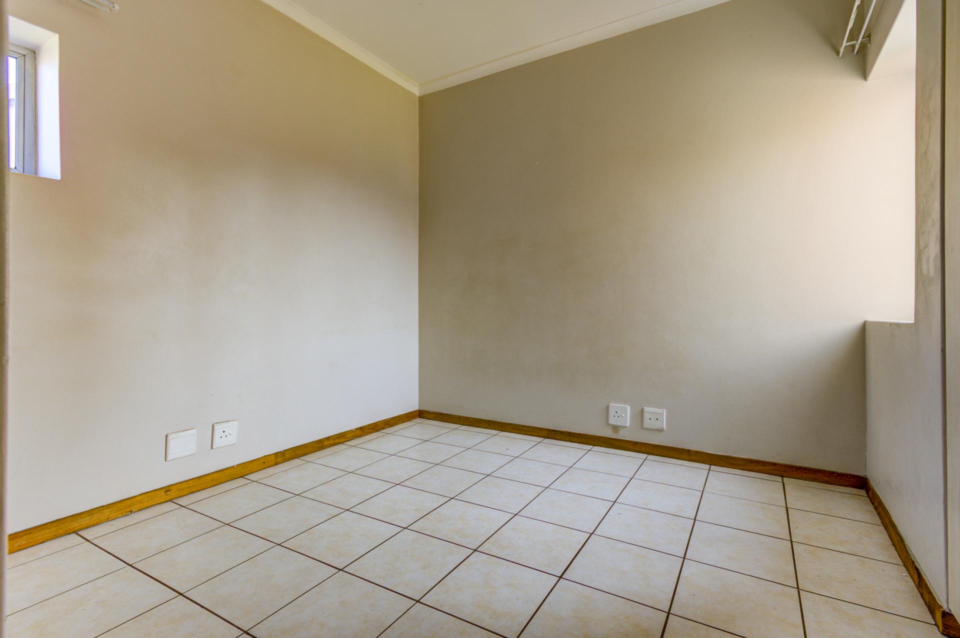  of property in Esther Park