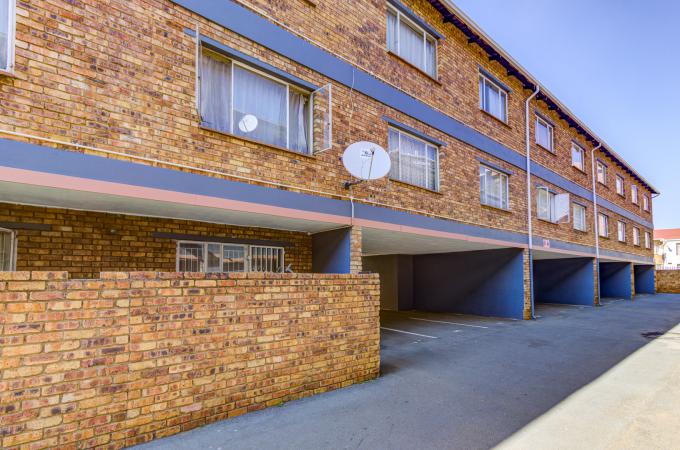 2 Bedroom Apartment for Sale For Sale in Kempton Park - MR711411