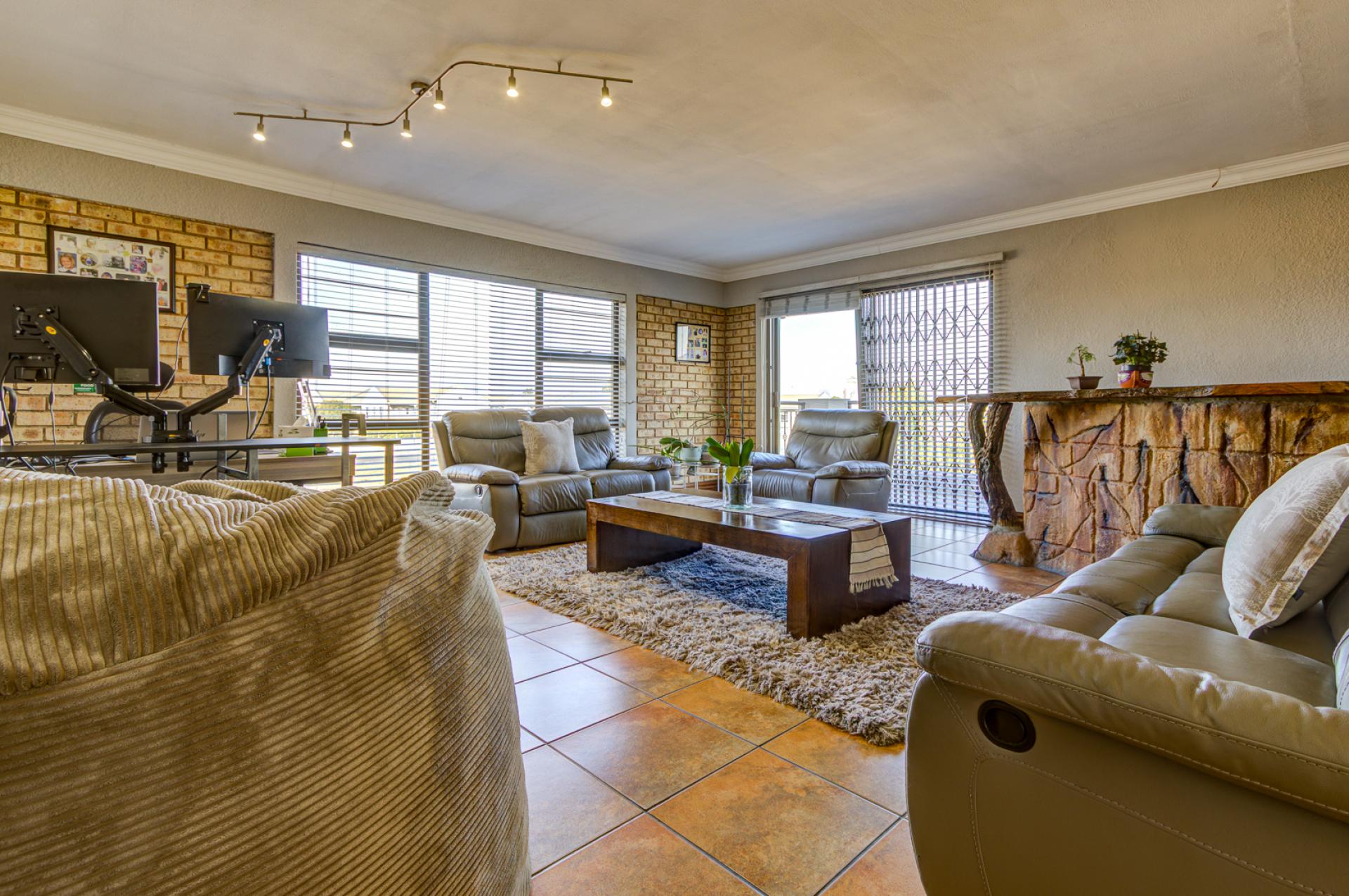  of property in Ravenswood