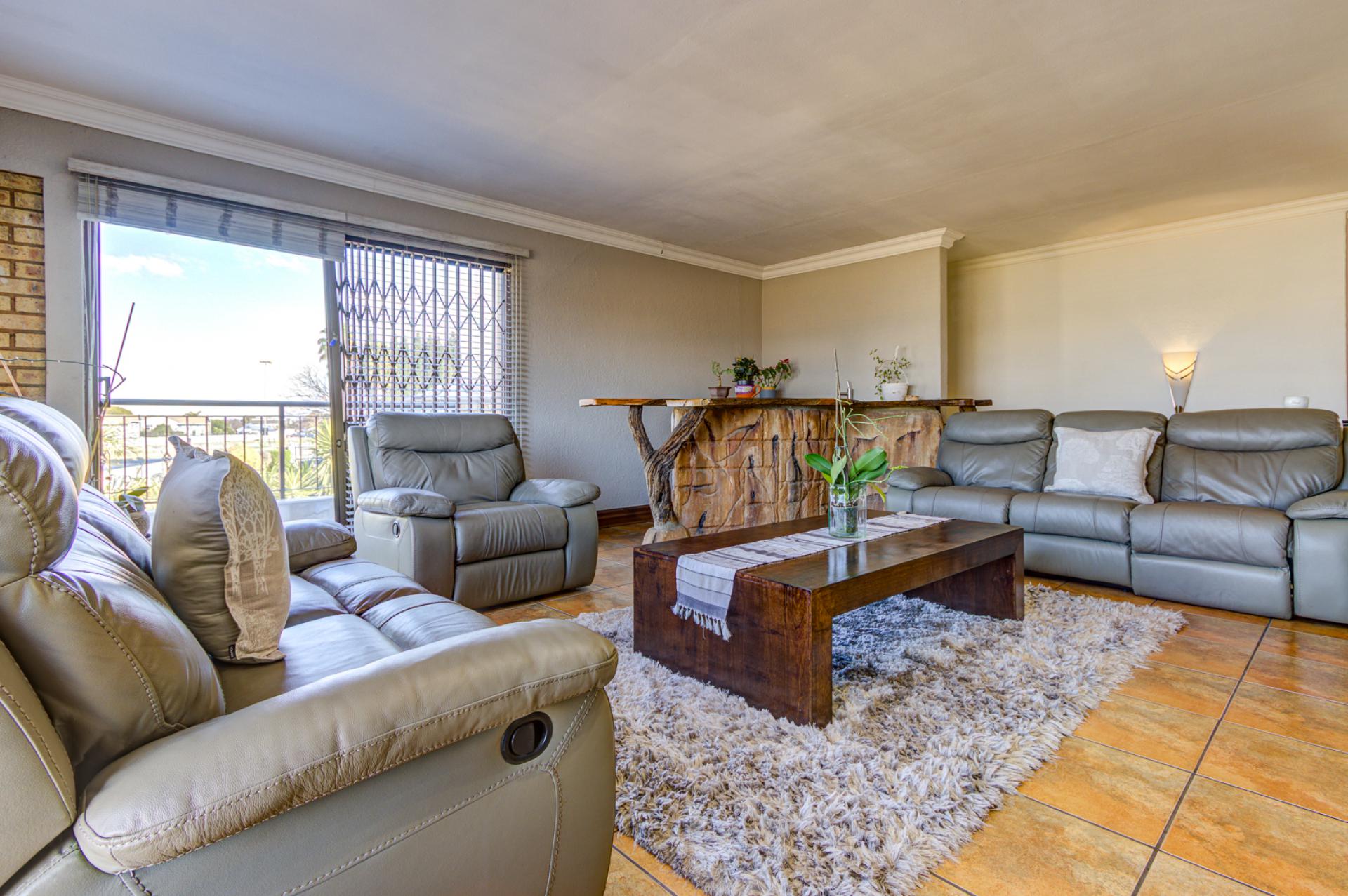  of property in Ravenswood