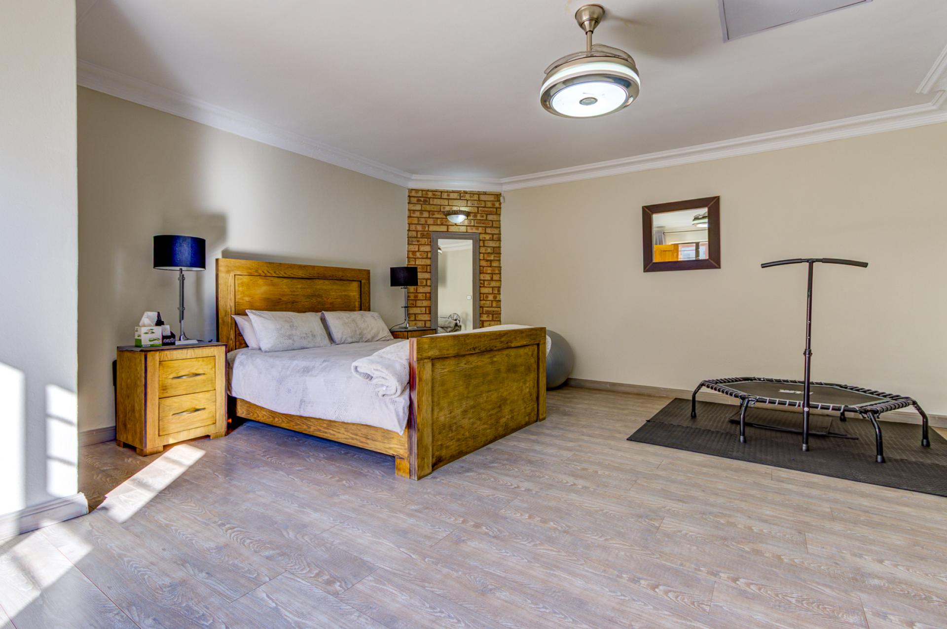  of property in Ravenswood