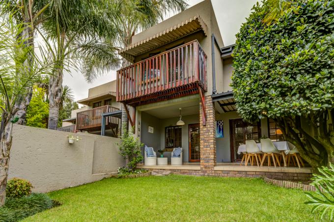 3 Bedroom Cluster for Sale For Sale in Glen Marais - MR711416