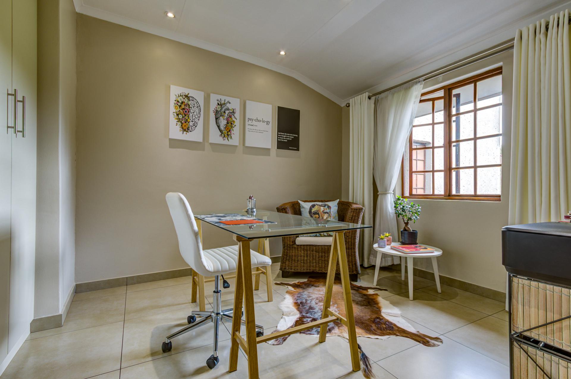  of property in Glen Marais