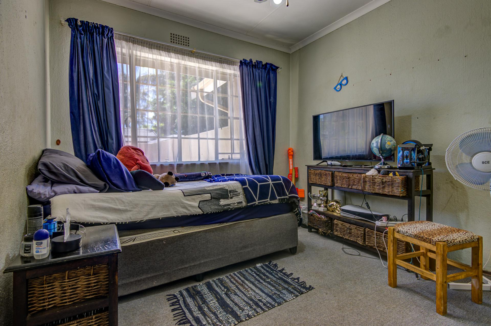  of property in Glen Marais