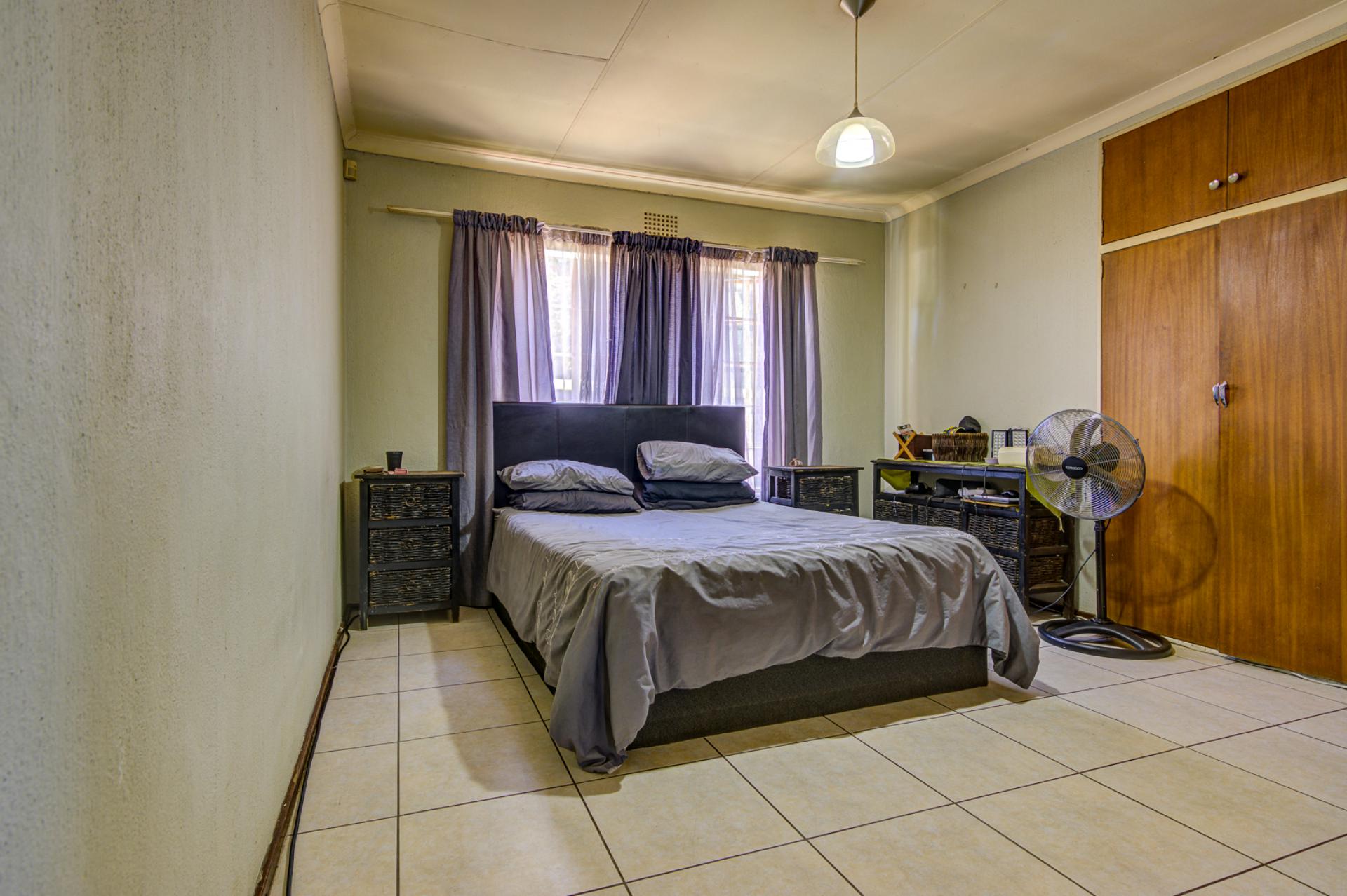  of property in Glen Marais