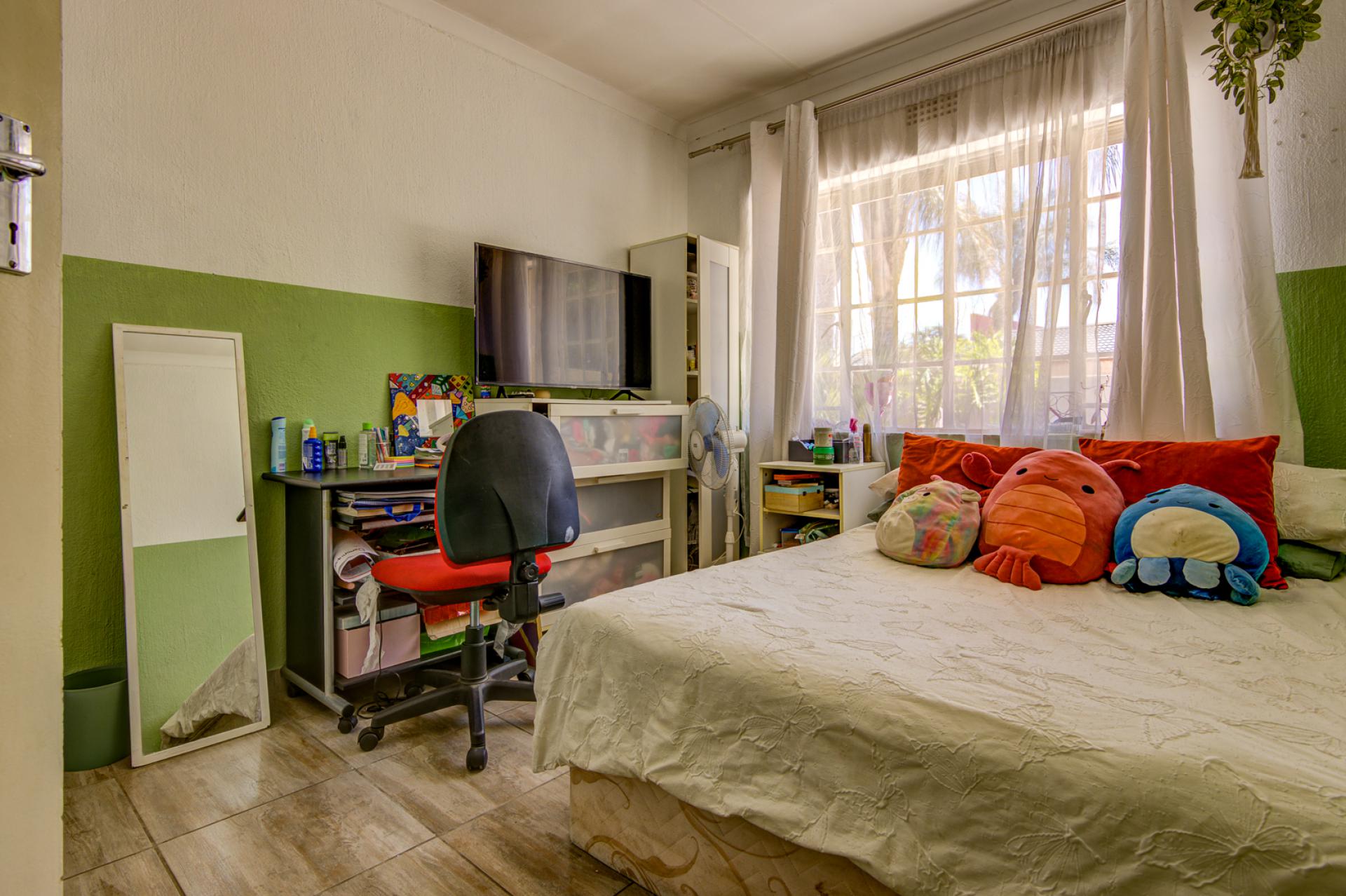  of property in Glen Marais