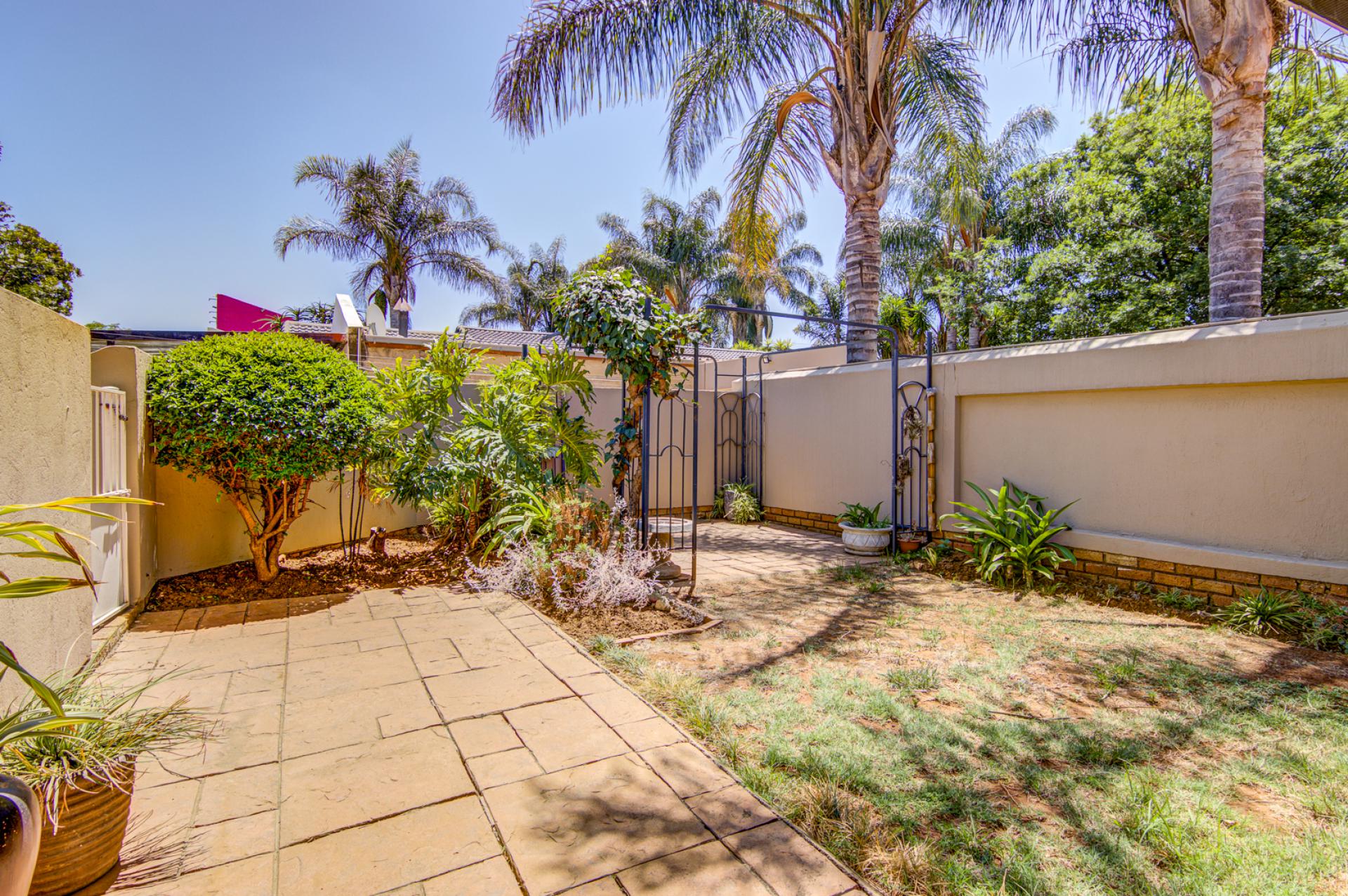  of property in Glen Marais