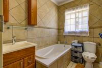 of property in Glen Marais