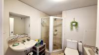 Bathroom 1 of property in Ballitoville