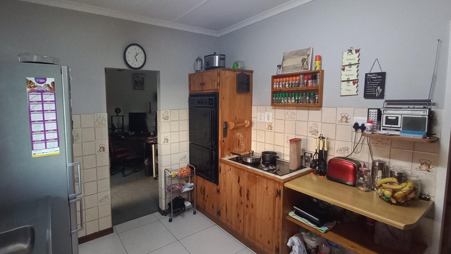 Kitchen of property in Amalinda