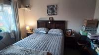 Bed Room 1 of property in Amalinda