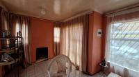 Lounges - 22 square meters of property in Kagiso