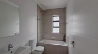 Bathroom 1 - 6 square meters of property in Broadacres