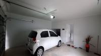 Garage - 39 square meters of property in Broadacres