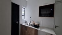 Kitchen - 14 square meters of property in Broadacres