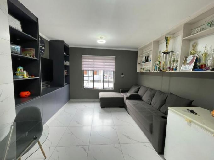 2 Bedroom Apartment for Sale For Sale in Noordwyk - MR711505