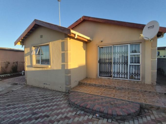 2 Bedroom House for Sale For Sale in Kwa Nobuhle  - MR711506