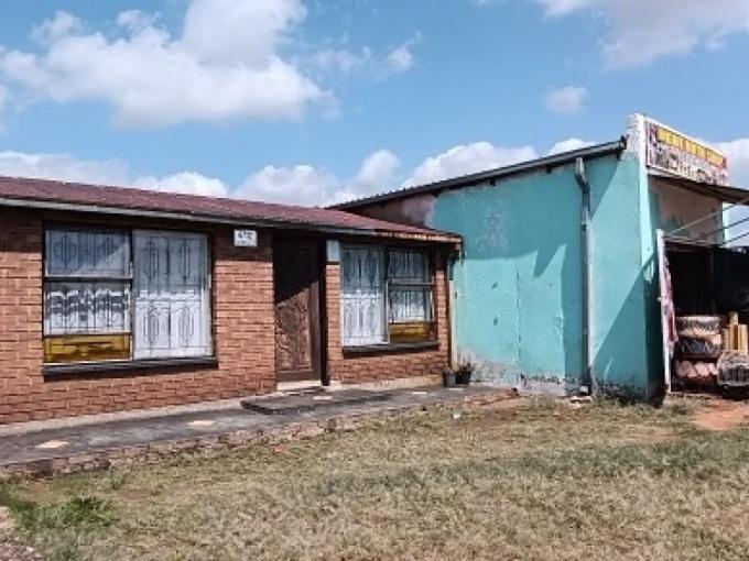 2 Bedroom House for Sale For Sale in Thokoza - MR711508