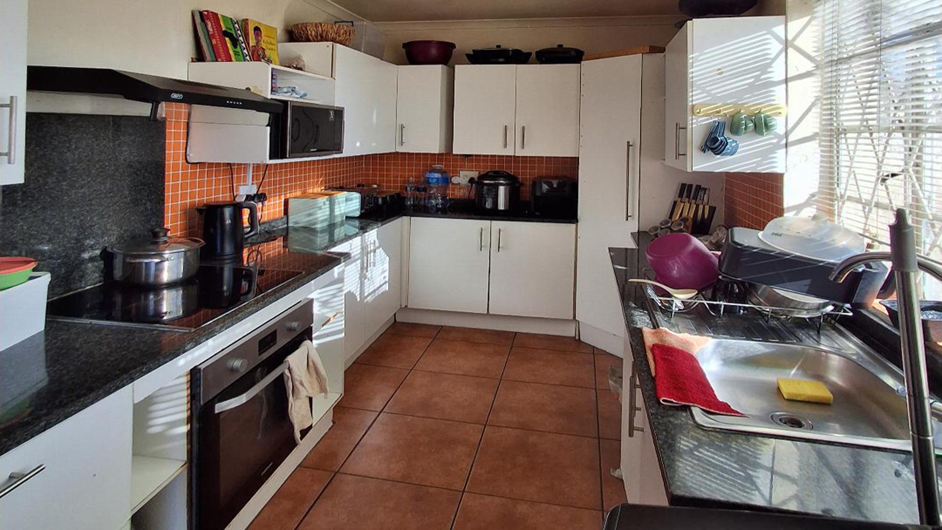 Kitchen of property in Rosettenville