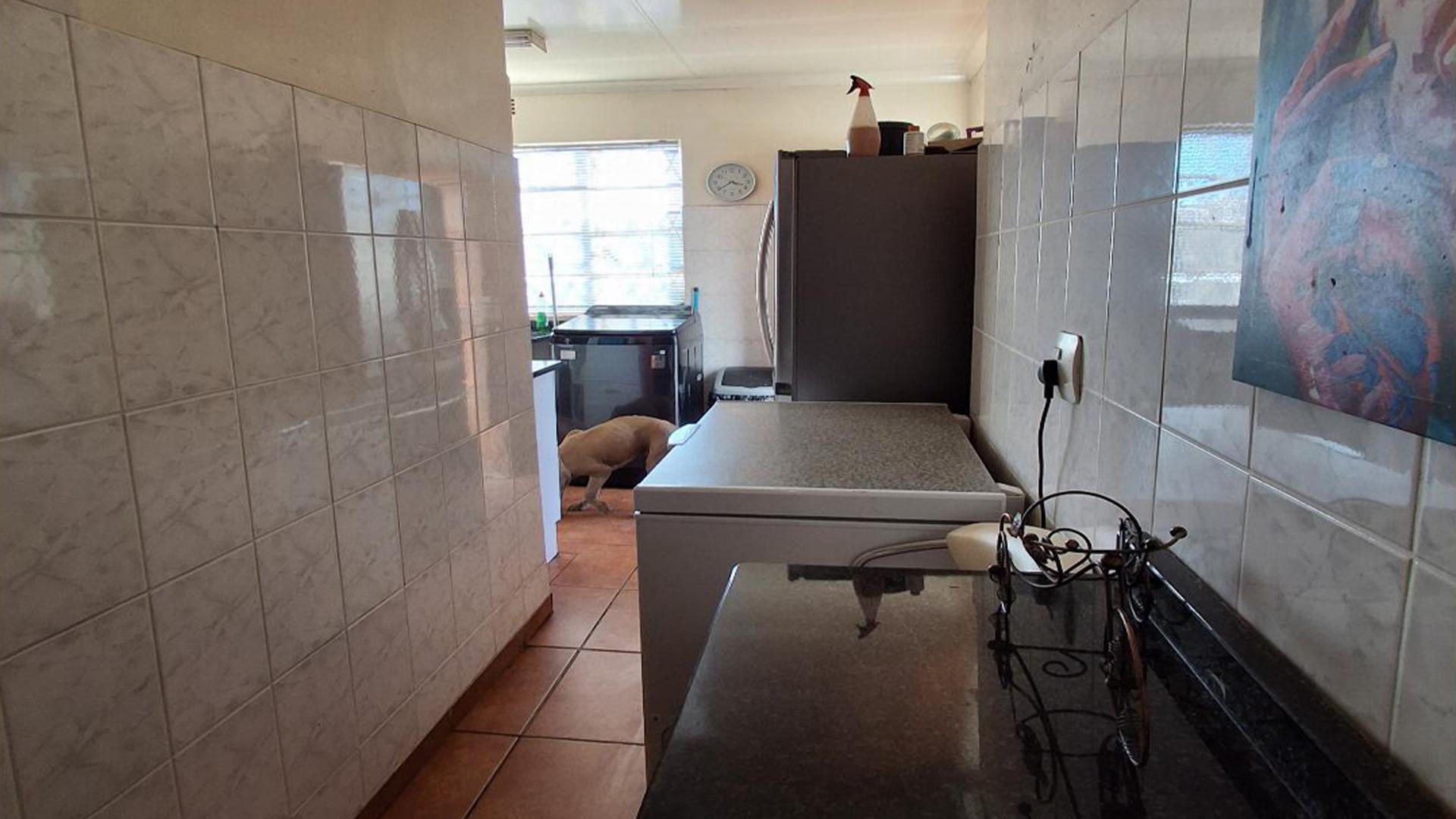 Kitchen of property in Rosettenville