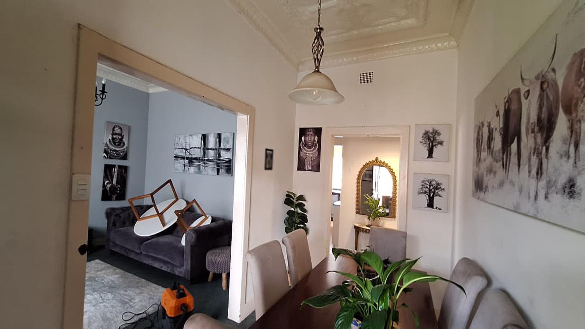 Dining Room - 10 square meters of property in Rosettenville