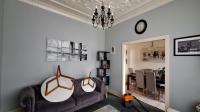 Lounges - 18 square meters of property in Rosettenville